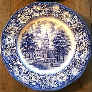 Liberty Blue Independence Hall 10" Plates